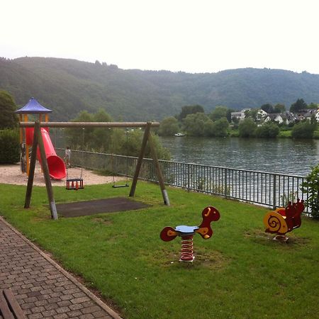 Haus Marlene Apartment Zell an der Mosel Ngoại thất bức ảnh