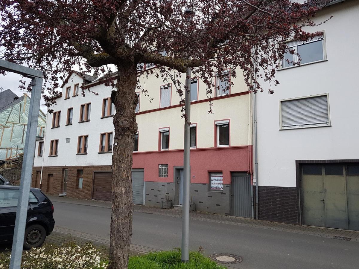 Haus Marlene Apartment Zell an der Mosel Ngoại thất bức ảnh